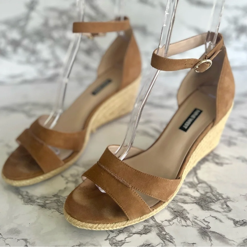 Nine West Jeranna Espadrille Tan Suede Ankle Strap Wedge Sandals 10